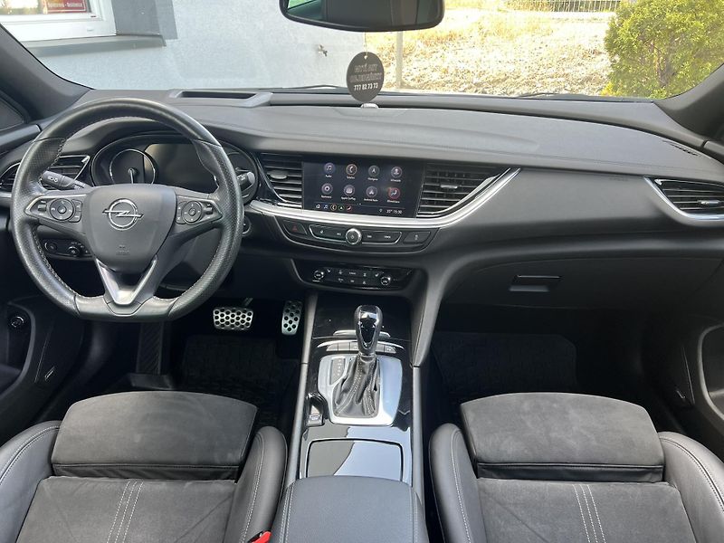 Opel Insignia (2022) 2.0CDTi 128kW AUTOMAT ELEGANCE - fotka 11 z 31