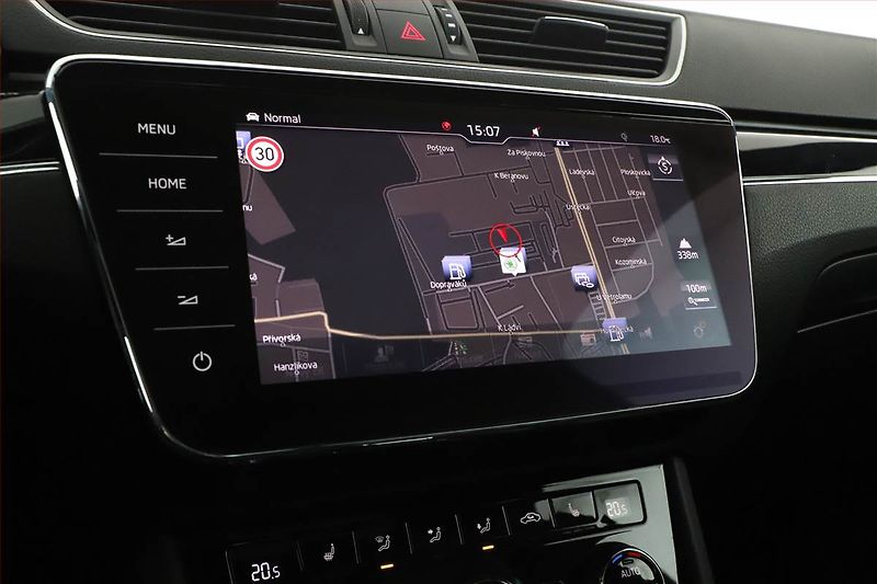Škoda Superb (2020) Laurin&Klement 2.0 TSI - fotka 15 z 30