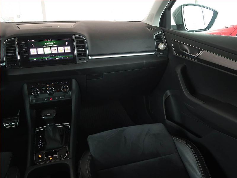 Škoda Karoq (2017) Style 1.5 TSI - fotka 8 z 18