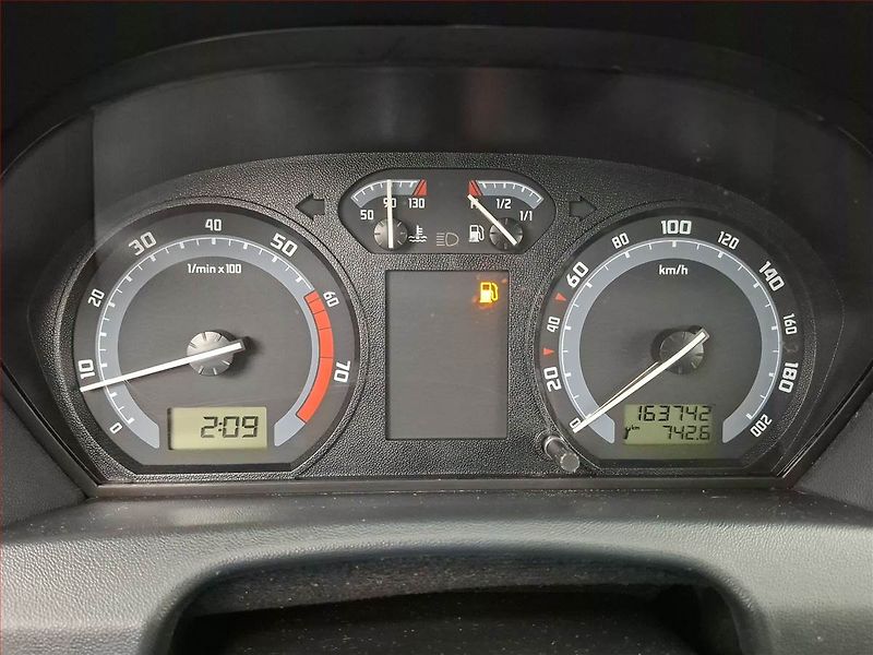 Škoda Fabia (2007) 1.2 12V, jezdí výborně - fotka 11 z 13