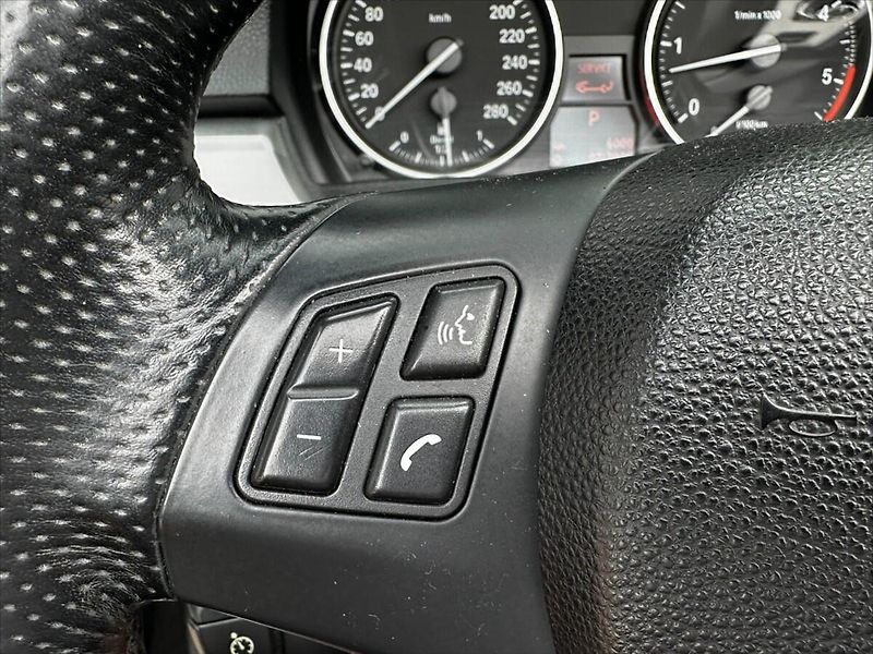 BMW Řada 3 325d 150KW-CABRIO - fotka 25 z 46