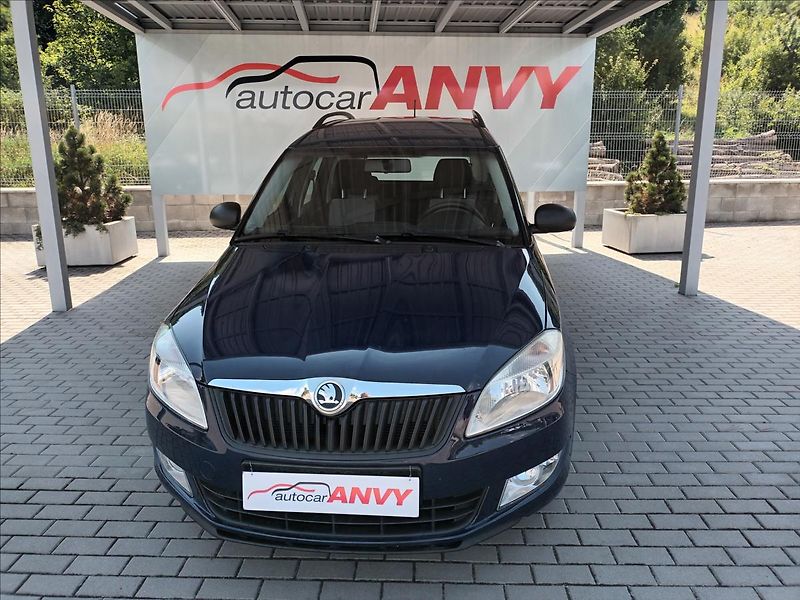 Škoda Roomster 1,2 TSI, 63KW, KLIMA,SERVISKA - fotka 2 z 35