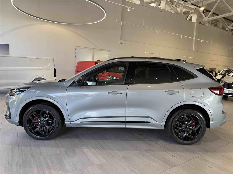 Ford Kuga (2026) 2,5 HEV eCVT 132 kW/180k  Blue - fotka 5 z 18