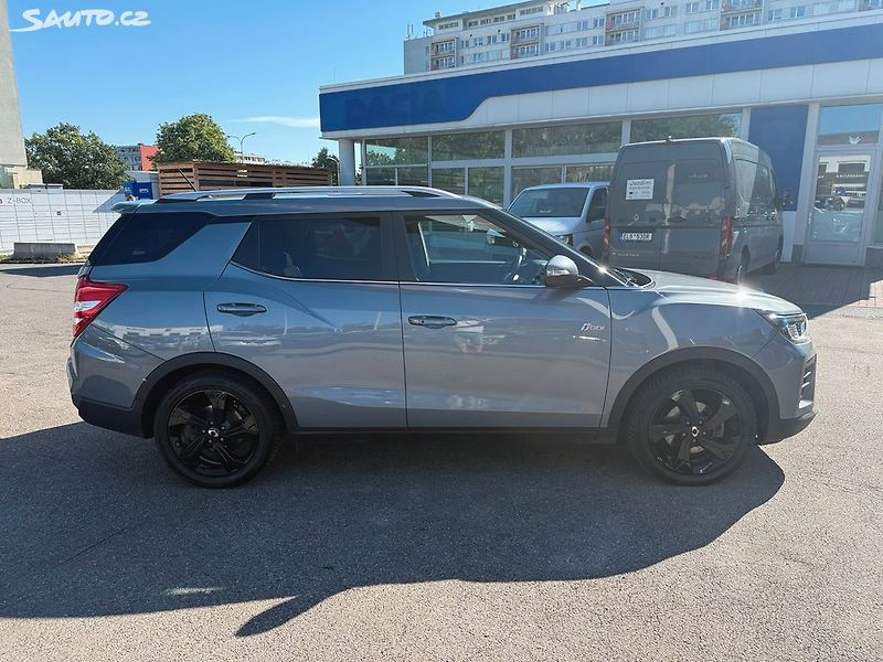 SsangYong Tivoli Grand 1.5 GDI Style Plus - fotka 4 z 33