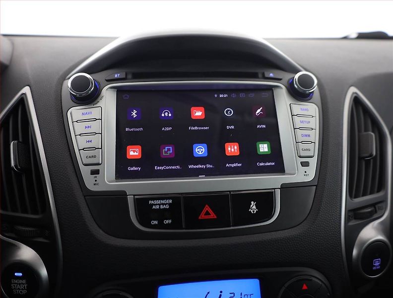 Hyundai ix35 (2011) 1.7 CRDi, Serv.kniha, Navi - fotka 12 z 18