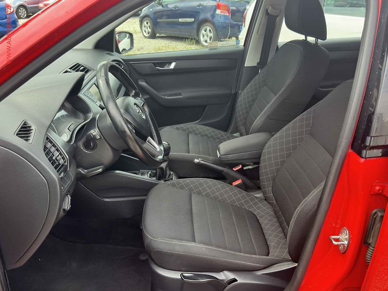 Škoda Fabia (2015) 1.2TSi, ČR, Style - fotka 9 z 19