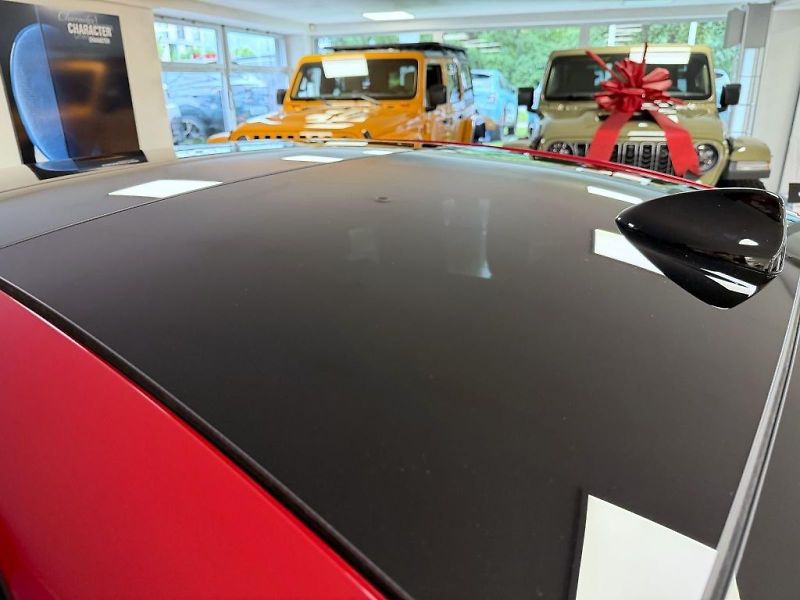 Alfa Romeo Giulia (2026) 2.0T 280k AT8 ZF Q4 4x4 Intens - fotka 24 z 25