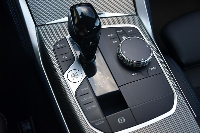 BMW Řada 4 420d xDrive M-SPORT ČR 1.MAJ - fotka 26 z 43