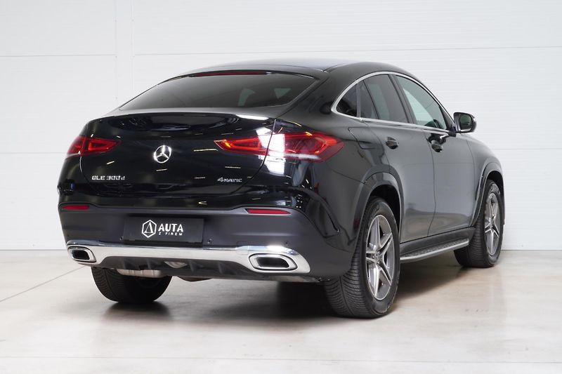 Mercedes-Benz GLE 300d,4matic,AMG,ČR,Tažné,360 - fotka 6 z 36
