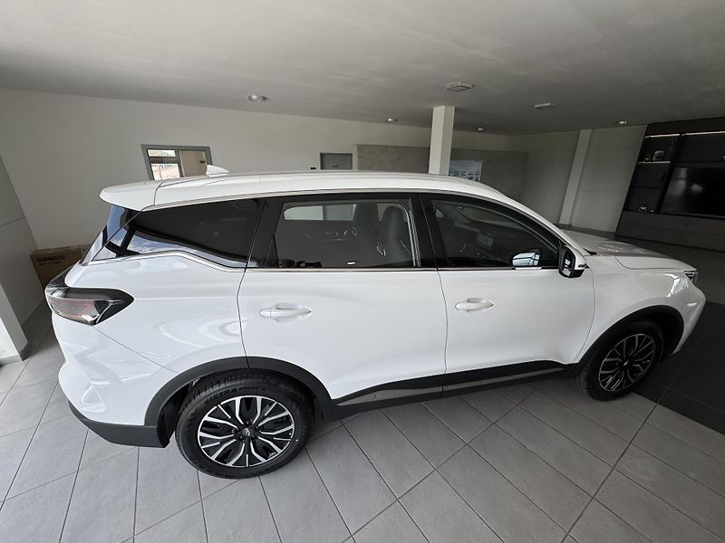 Chery Tiggo 7 (2026) 1,6T ICE Luxury FWD - fotka 6 z 53