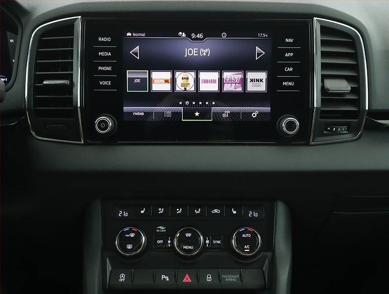 Škoda Karoq (2023) Style 1.5 TSI - fotka 12 z 18