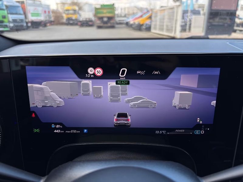 Mercedes-Benz CLA 250+ AMG Superscreen Pano Burm - fotka 10 z 22
