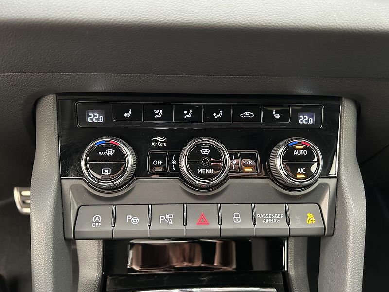 Škoda Karoq 2.0 TDI 4x4 SportLine - fotka 18 z 28