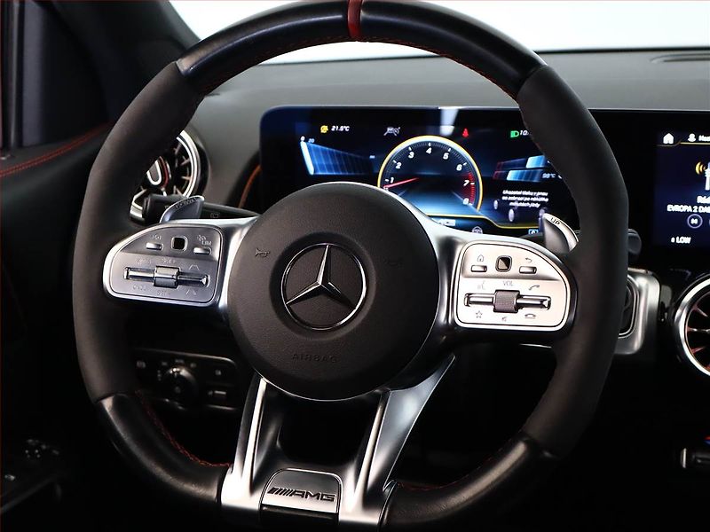 Mercedes-Benz GLB (2022) 35 AMG 4MATIC - fotka 14 z 20