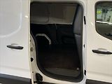 Toyota ProAce City 1,5 D-4D 75kW ACTIVE - náhled 13
