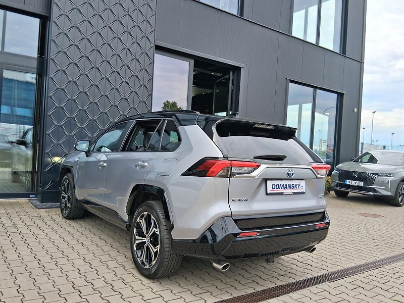Toyota RAV4 EXECUTIVE JBL PHEV 4x4 225 kW - fotka 8 z 39