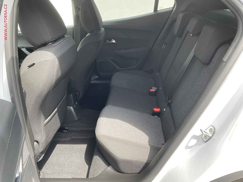 Peugeot 2008 (2026) 1.2 PT, 1.maj,ČR, Business - fotka 10 z 21