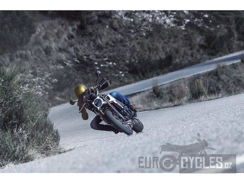 CFMOTO 700 CL-X Heritage (2026) - fotka 5 z 10