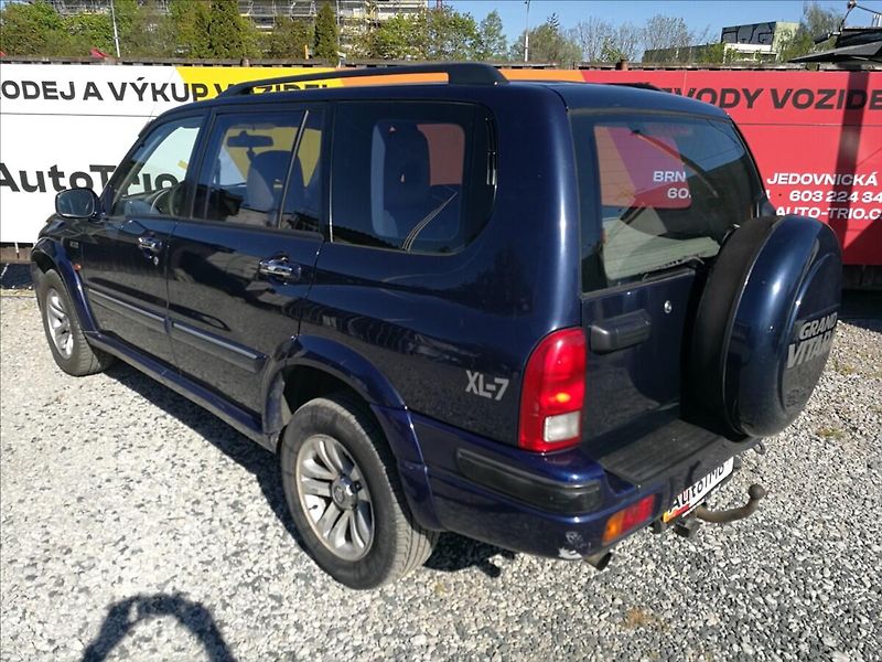 Suzuki Grand Vitara 2,0 TD XL-7 - fotka 4 z 15