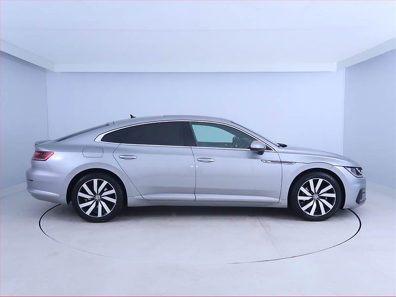Volkswagen Arteon (2018) R-line 2.0 TSI - fotka 6 z 18
