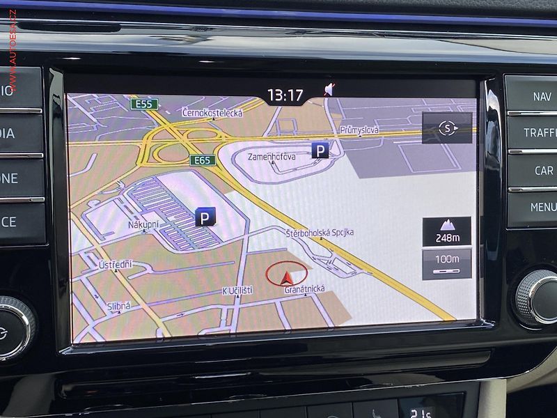 Škoda Superb (2016) 2.0 TDi 4x4, ČR, Style, DSG - fotka 19 z 21