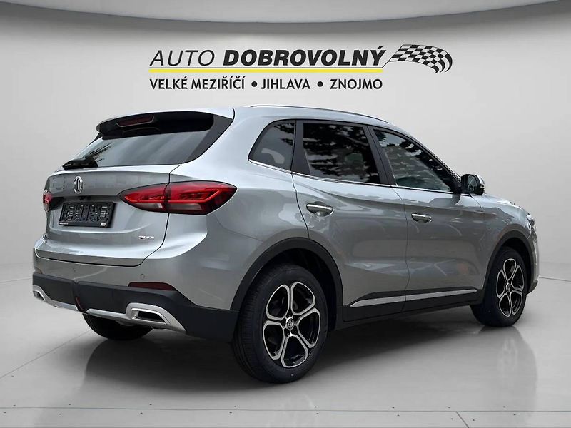 MG ZS ELEGANCE 1.5 (85kW) 5MT SUV/A0 - fotka 8 z 21