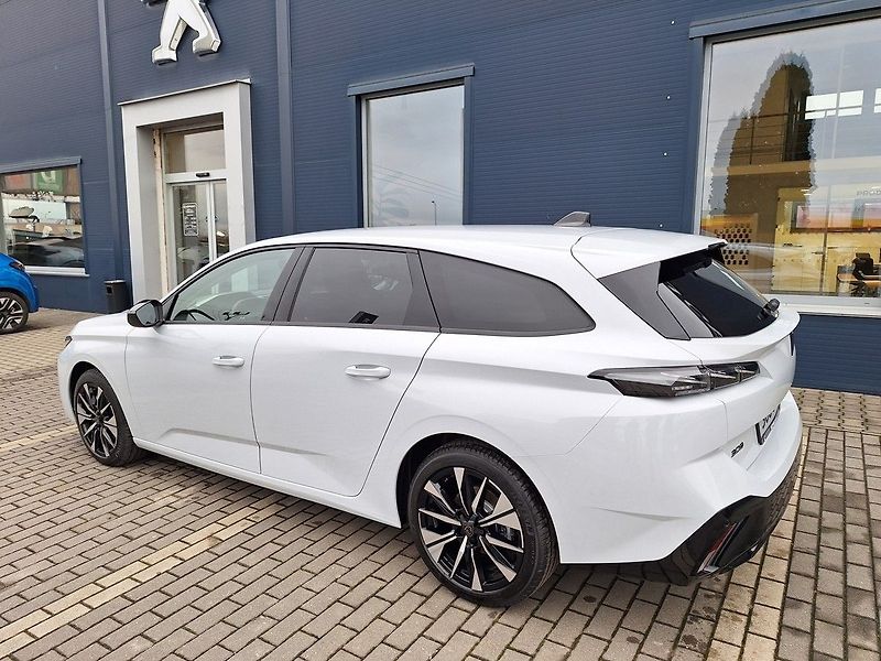 Peugeot 308 (2025) SW ALLURE Hybrid 145 e-DCS6 - fotka 3 z 19