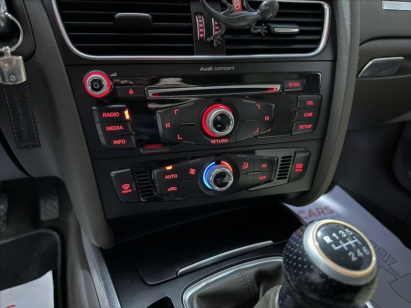 Audi A5 1,8   TFSI S-LINE BI-XEN ČR - fotka 11 z 21