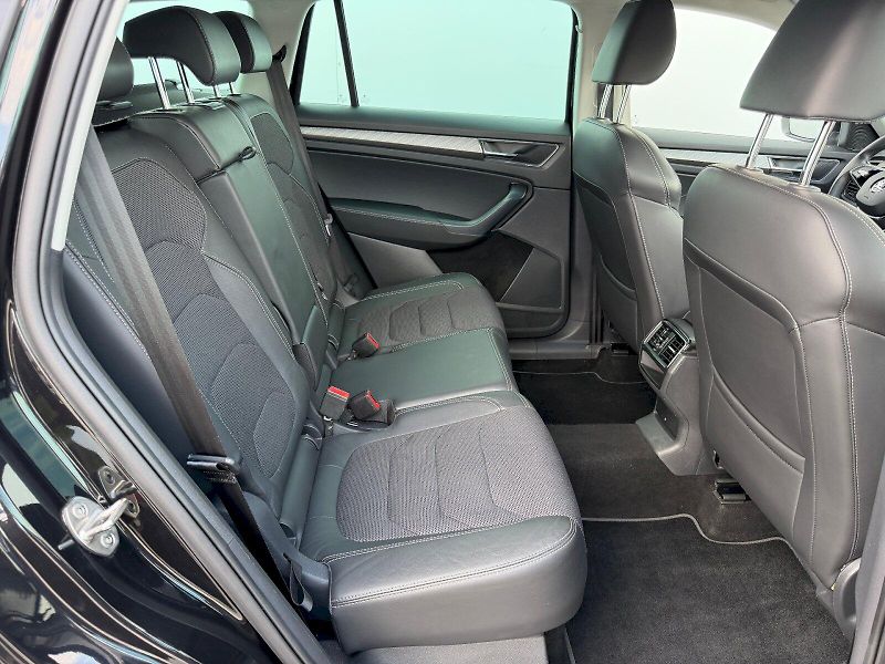 Škoda Kodiaq (2023) 2.0 TSI 140kW 4x4 Style - fotka 26 z 35