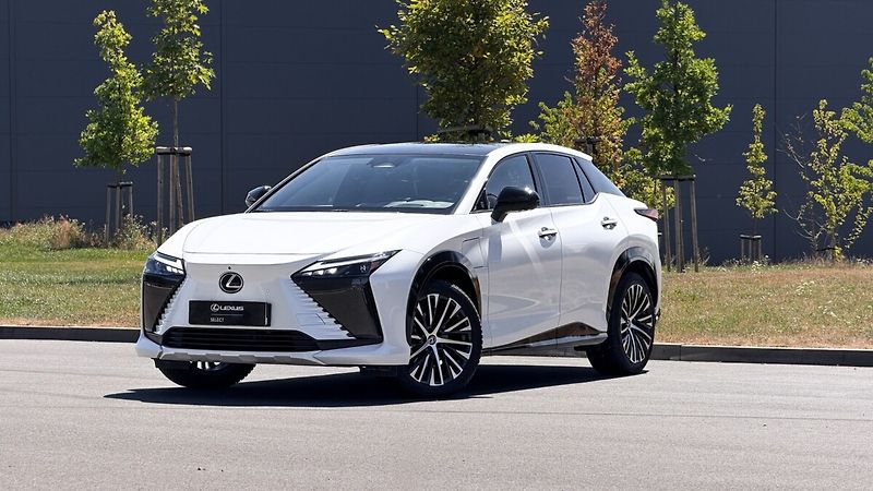Lexus RZ 450e 450e LUXURY TOP PANORAMIC DIRE - fotografie inzerátu