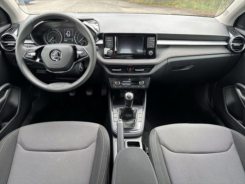 Škoda Fabia (2023) 1.0 MPI Ambition - fotka 5 z 30