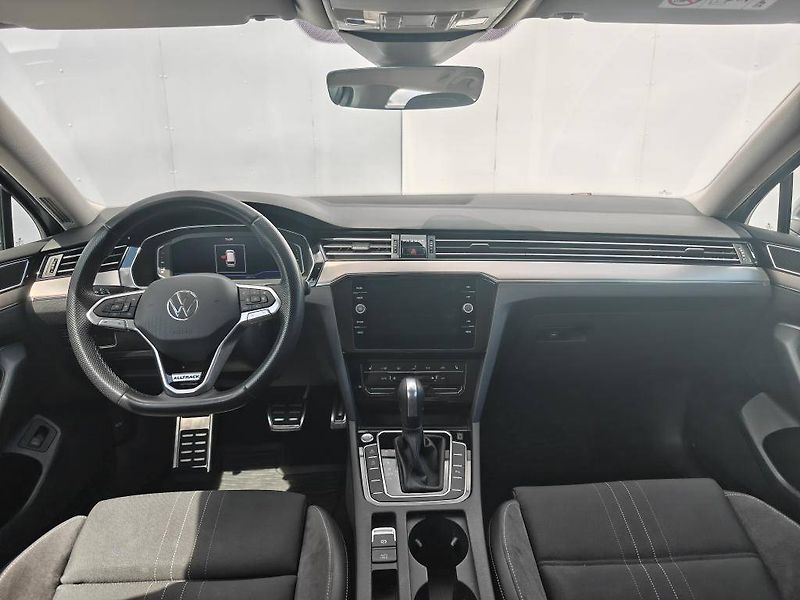 Volkswagen Passat Alltrack 7DSG 4Motion 2,0TDi - fotka 10 z 23