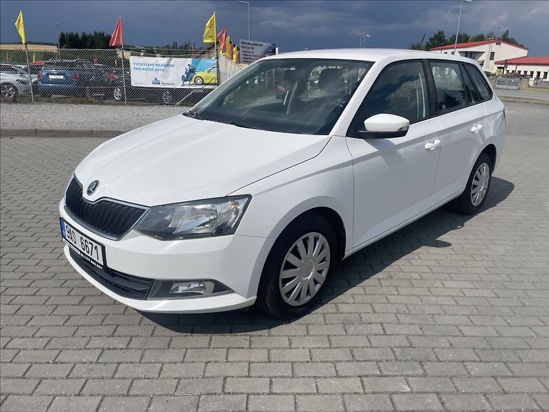 Škoda Fabia 1,4 TDi 66kw Klima FrontAssist - fotka 1 z 32
