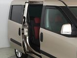 Fiat Dobló (2010) 1.3 MultiJet, 5Míst - náhled 21