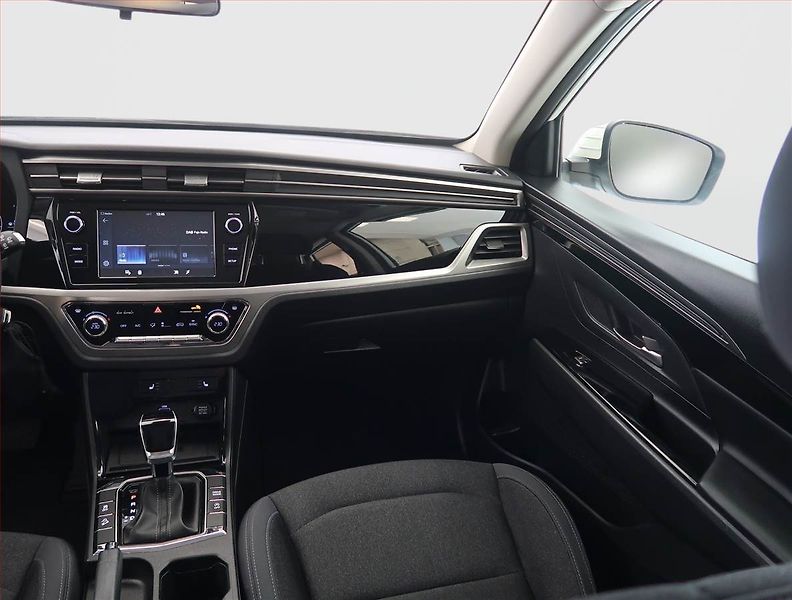 SsangYong Korando (2021) 1.5 T-GDI, Automat, Serv.kniha - fotka 8 z 19