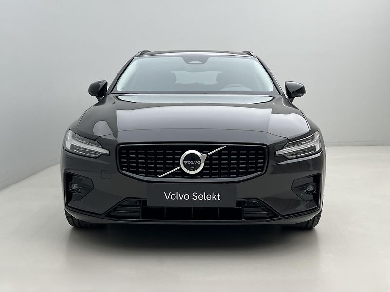 Volvo V60 B4 DARK PLUS AUT - fotka 14 z 45
