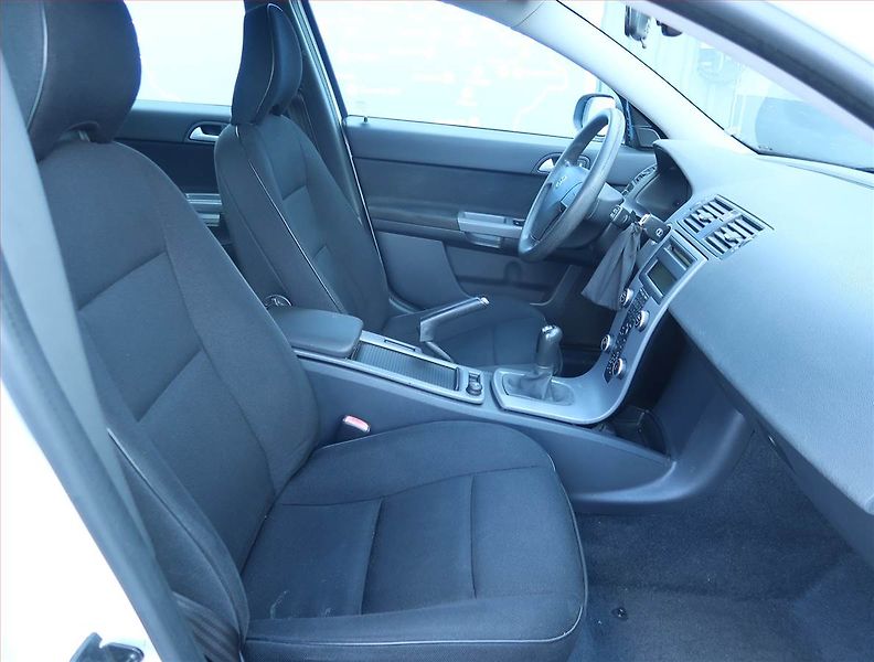 Volvo V50 (2008) 1.8 i, Klima, CZ doklady - fotka 9 z 14