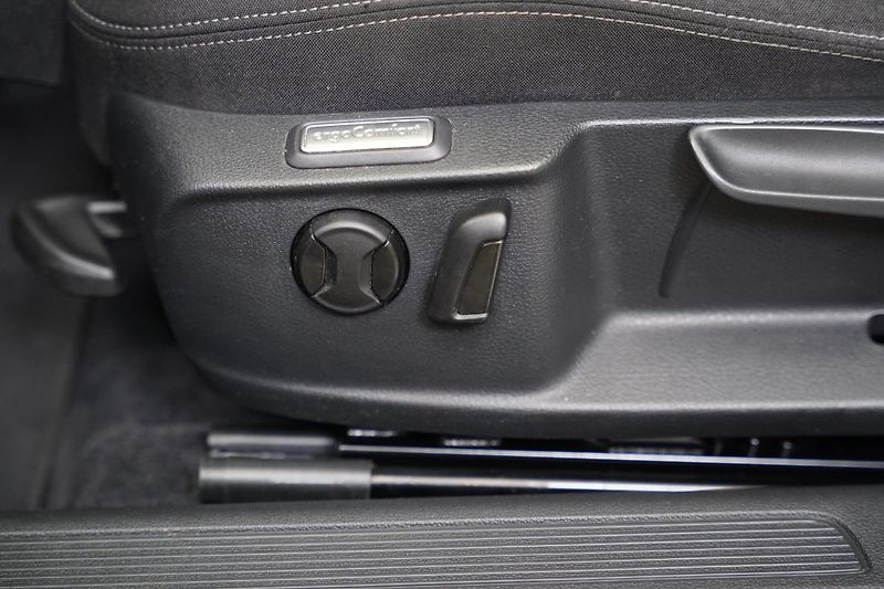 Volkswagen Passat - fotka 25 z 29