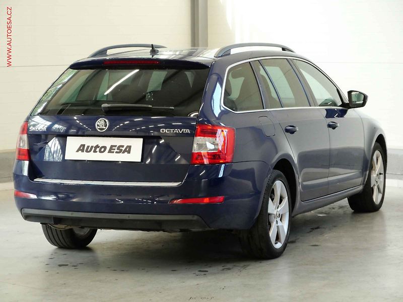 Škoda Octavia (2015) 2.0TDi, DSG, AC - fotka 4 z 22