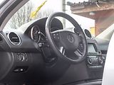 Mercedes-Benz Třídy M (2006) 350D 165KW 4Matic – KŮŽE - náhled 11