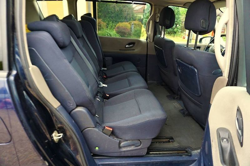Renault Espace (2005) EXPRESION 1,9 DCI 88 kW - fotka 17 z 41