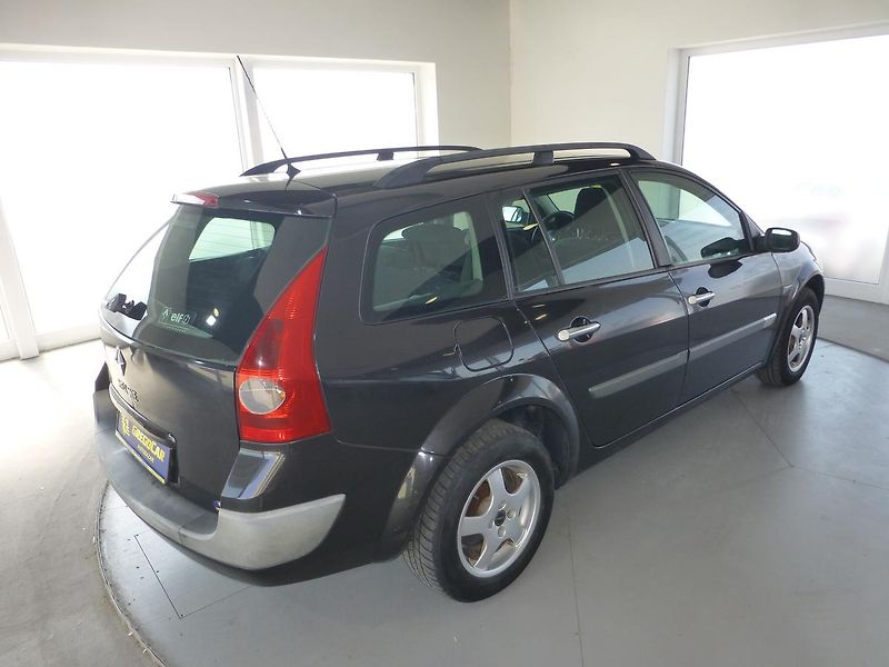 Renault Mégane (2004) 1,6-83KW*KLIMATIZACE**ALU KOLA - fotka 5 z 24