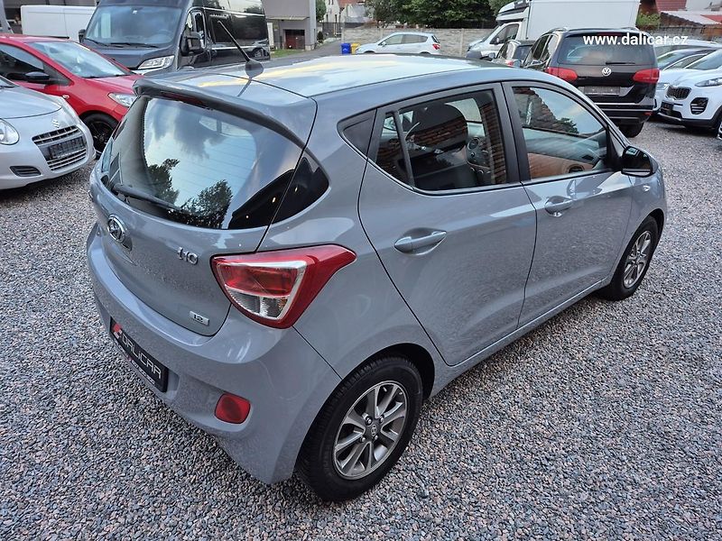 Hyundai i10 (2013) 1.2i 64 KW Klima FIFA Edice - fotka 12 z 53