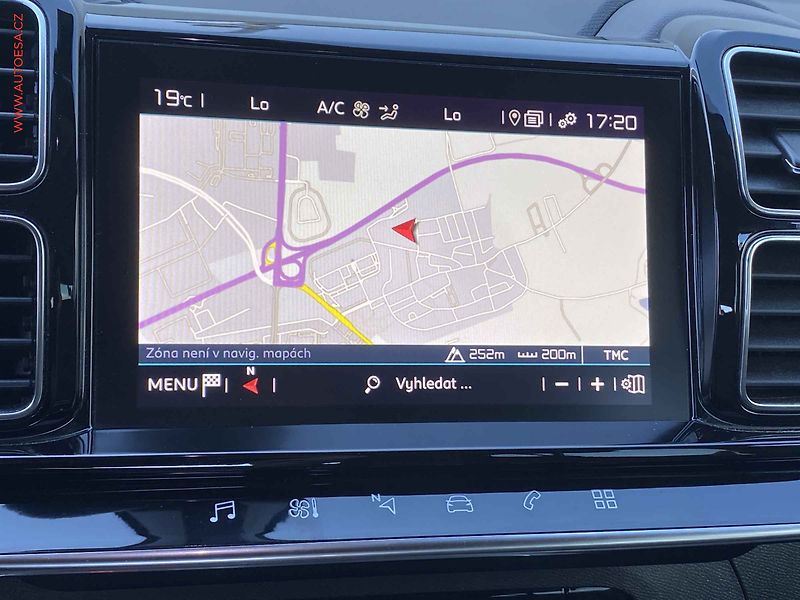 Citroën C5 Aircross (2020) 1.5 HDi, Feel, navi, kamera - fotka 15 z 18