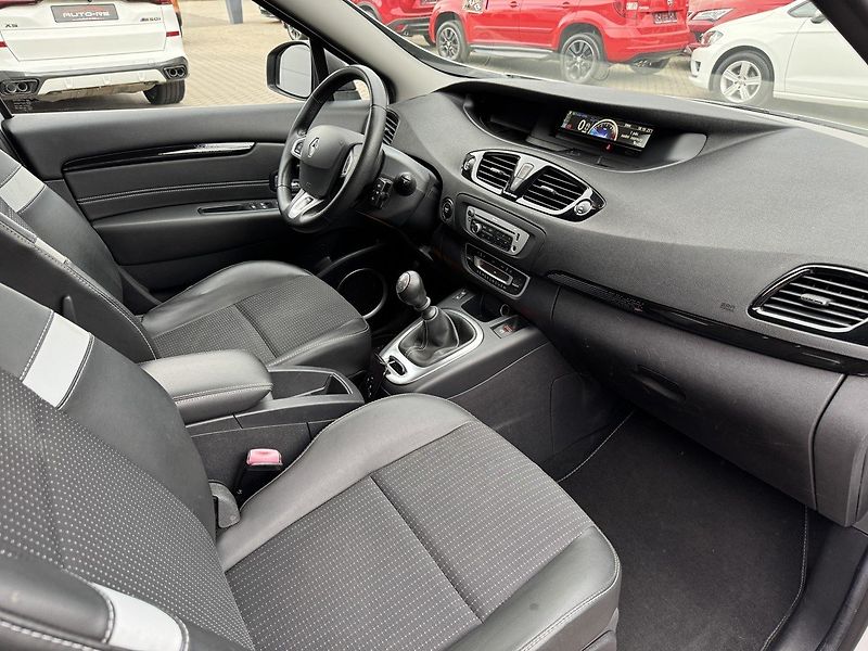 Renault Scénic (2013) 1.5dCi Digi Klima Polokůže - fotka 14 z 48