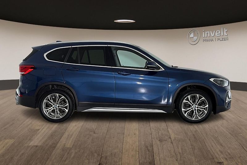 BMW X1 xDrive20d - fotka 2 z 24