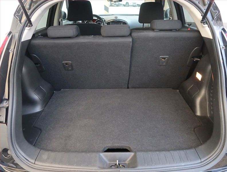 Nissan Juke (2017) 1.2 DIG-T, Serv.kniha, Navi - fotka 13 z 17