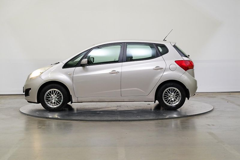 Kia Venga - fotka 3 z 24