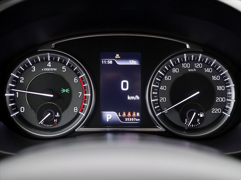 Suzuki S-Cross 1,4 95kW Aut. LED CZ 1.Maj. - fotka 17 z 43