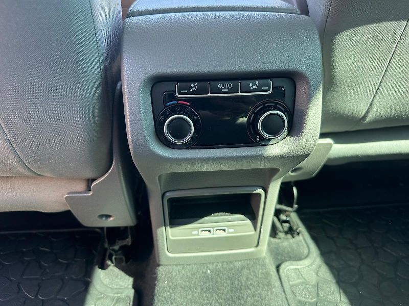 Seat Alhambra (2019) 2.0TDi, 110KW, ACC, BLIS, DPH - fotka 29 z 29